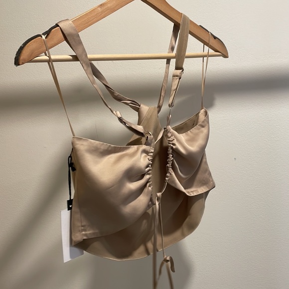 ASTR THE LABEL | ROBIN TOP | KHAKI - Picture 6 of 7